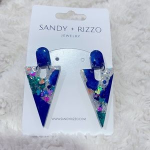 Super cute glitter earrings